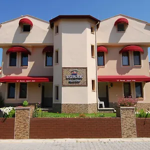 burak-apart-hotel.turkeyfethiyehotels.com/